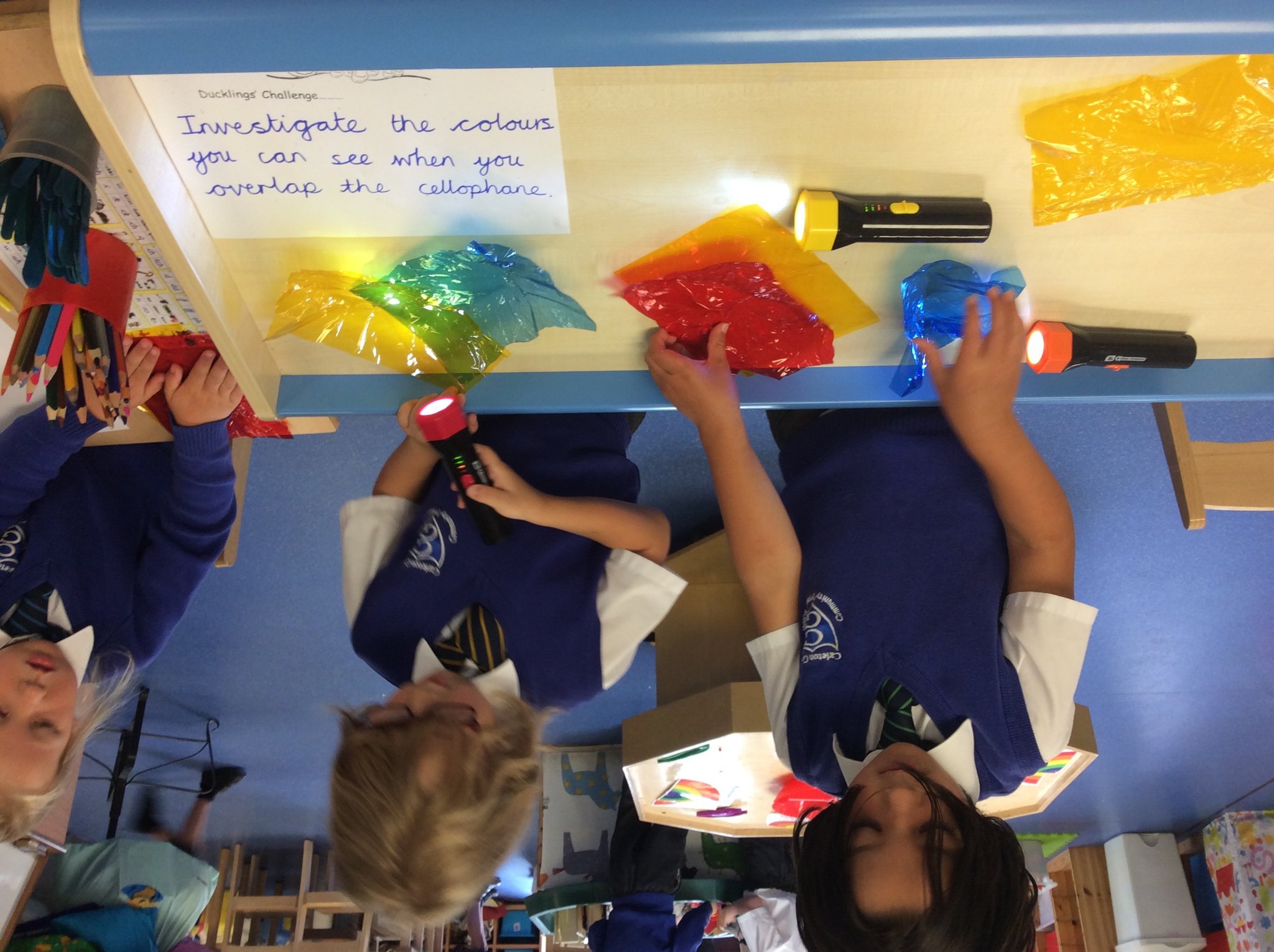 Image of Exploring colour mixing